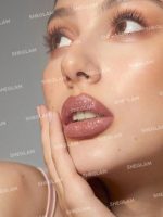 کیت لب گلیتر شیگلم کد رنگی Debutante - Image 3