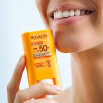 ضد آفتاب استیکی بدون رنگ بیوکسین BIOXCIN مدل SunCare - Image 3